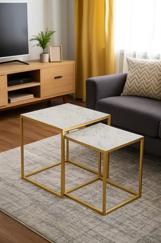 Ensemble de 2 tables gigognes Marche Marble blanches avec pieds en métal doré