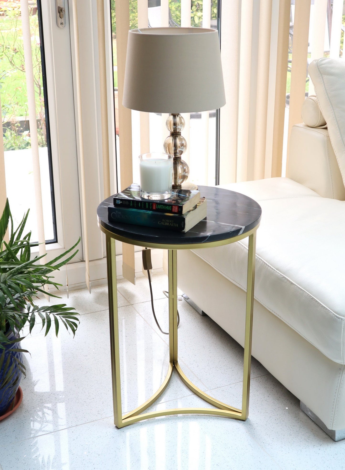 Table d'appoint Gabriella, marbre noir