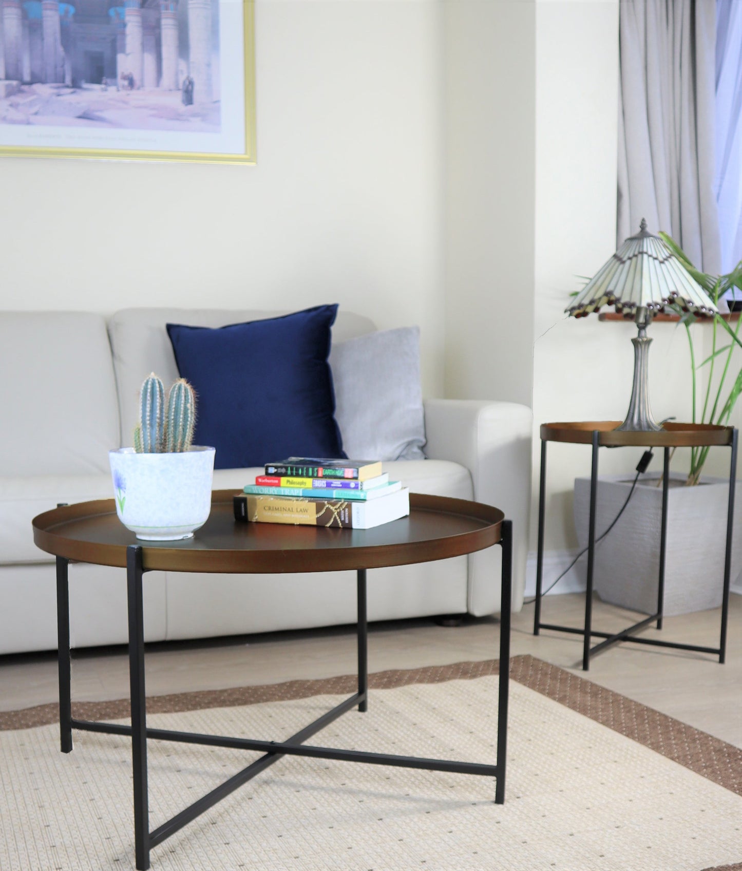 Table basse Cassia ronde en métal pliable avec plateau, bronze