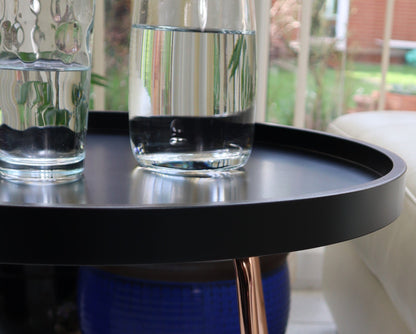 Table d'appoint ronde Sasha, plateau style plateau, noir/cuivre 