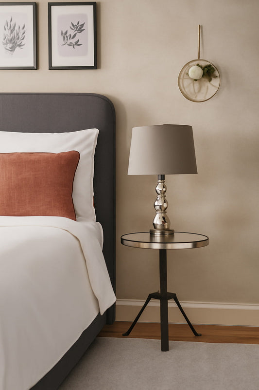 Table d'appoint Leonardo à trois pieds avec plateau miroir - Or rose/Noir