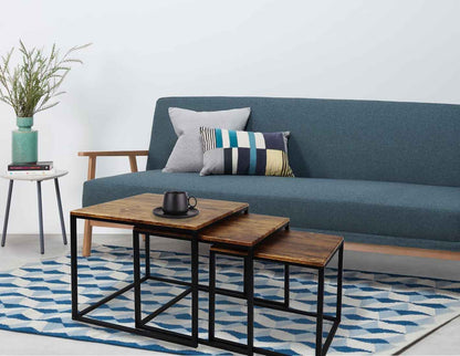 Ensemble de 3 tables gigognes Alana - Plateaux finition vintage / Pieds en acier noir 