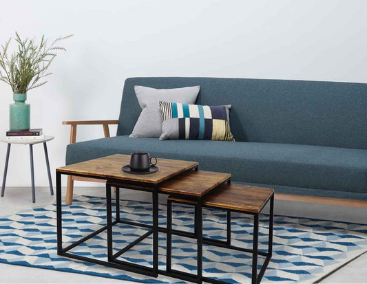 Ensemble de 3 tables gigognes Alana - Plateaux finition vintage / Pieds en acier noir 