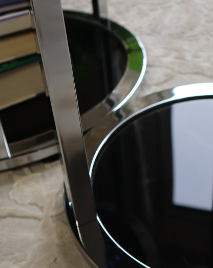 Ensemble de 2 tables Terni, plateaux en bois noir brillant et piètement en verre 