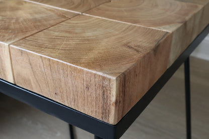 Table d'appoint carrée Drys en bois d'acacia massif (naturel/noir)