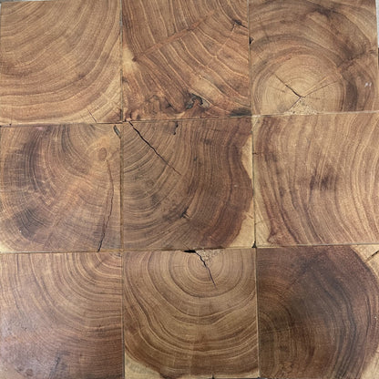 Table d'appoint carrée Drys en bois d'acacia massif (naturel/noir)